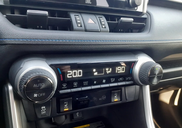 Toyota RAV4 cena 149800 przebieg: 74000, rok produkcji 2020 z Sierpc małe 497